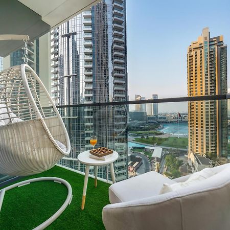 Exquisite 2 Bedroom Apartment I Burj Khalifa & Fountain Views I Free Gym, Pool, Parking, Wi-Fi And Ps5 I By Skyline Serenity Dubai Ngoại thất bức ảnh